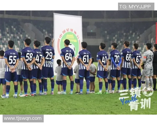 武汉足球队逆袭之路揭秘：世界杯预选赛中的拼搏与荣耀