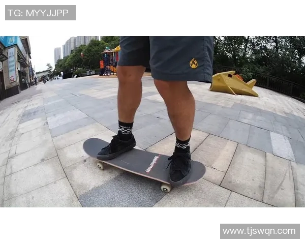 滑板战术解析成都滑板队的运营模式与发展策略探讨